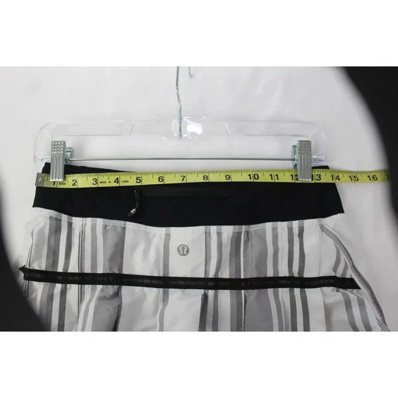 ladies lululemon skort no size believe to be XS - Picture 4 of 8